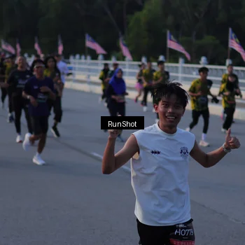 Runner Photo 7111560