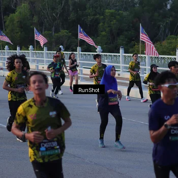 Runner Photo 7111582