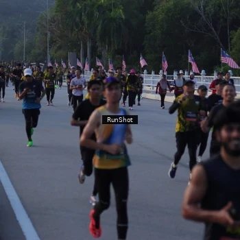 Runner Photo 7111597