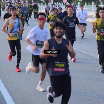 Runner Photo 7111604