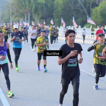 Runner Photo 7111606
