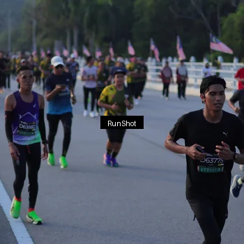 Runner Photo 7111609