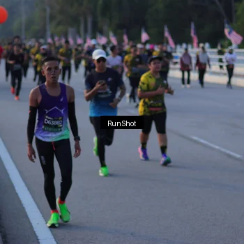 Runner Photo 7111615