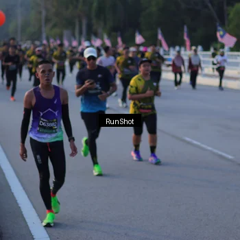 Runner Photo 7111617