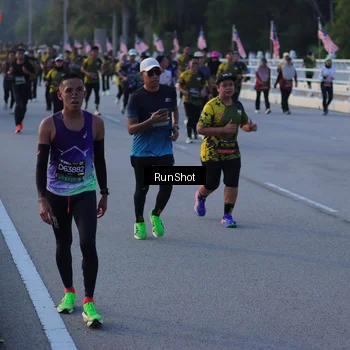 Runner Photo 7111623