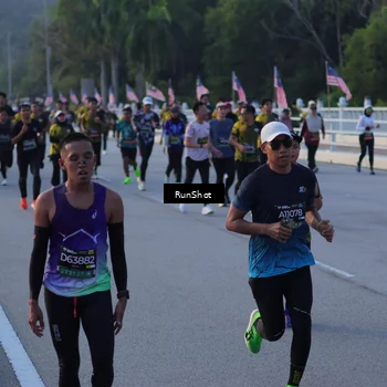 Runner Photo 7111625