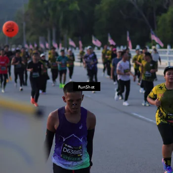 Runner Photo 7111635
