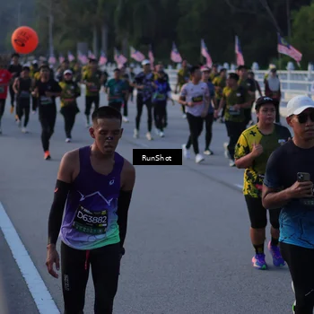 Runner Photo 7111638