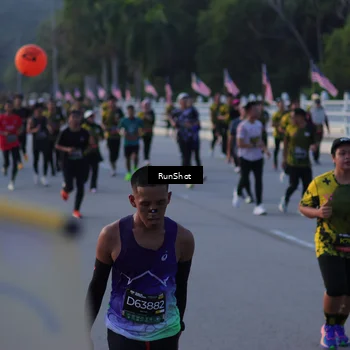 Runner Photo 7111644
