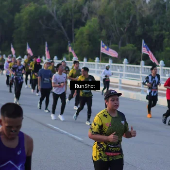 Runner Photo 7111650