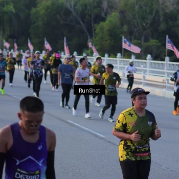 Runner Photo 7111651