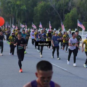 Runner Photo 7111658