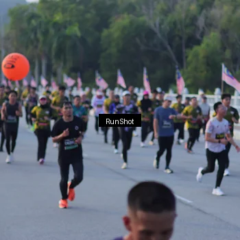 Runner Photo 7111661