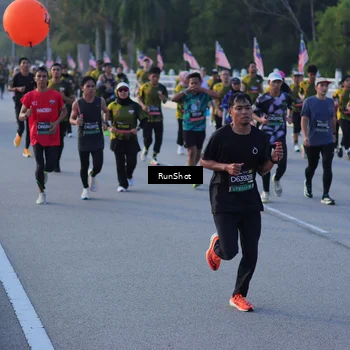 Runner Photo 7111671