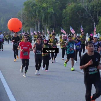 Runner Photo 7111676
