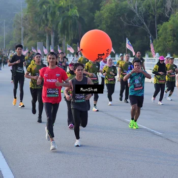 Runner Photo 7111682