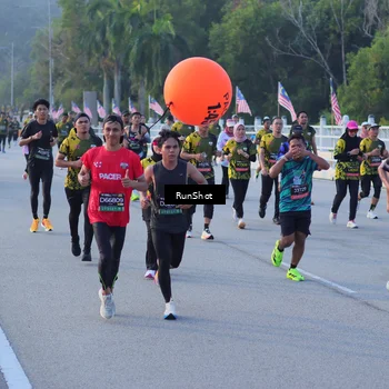 Runner Photo 7111683