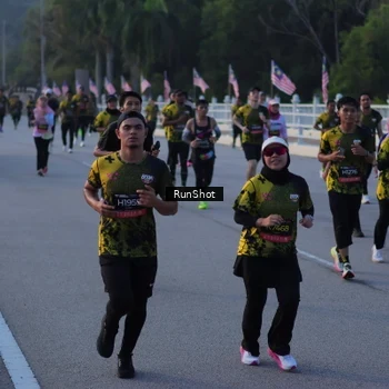 Runner Photo 7111707