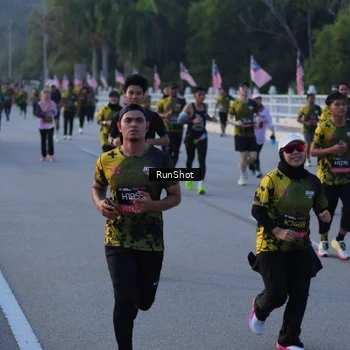 Runner Photo 7111720