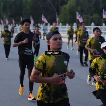 Runner Photo 7111721