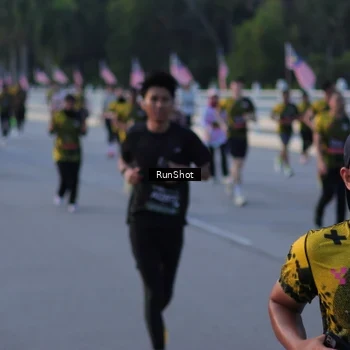 Runner Photo 7111724