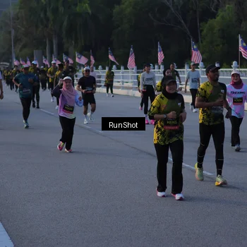 Runner Photo 7111738