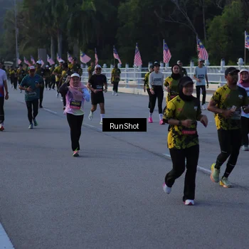 Runner Photo 7111748