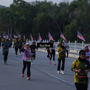 Runner Photo 7111749