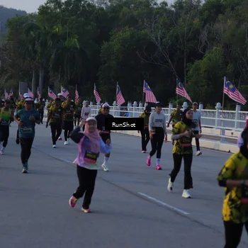Runner Photo 7111755