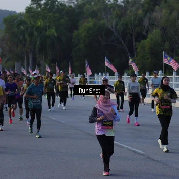 Runner Photo 7111761