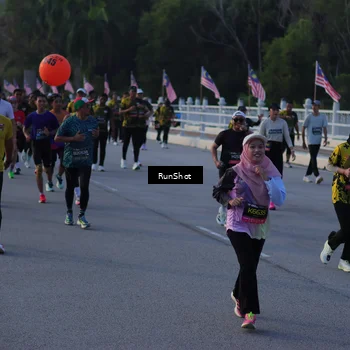 Runner Photo 7111766