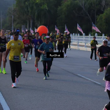 Runner Photo 7111771