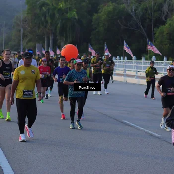 Runner Photo 7111772