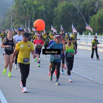 Runner Photo 7111781