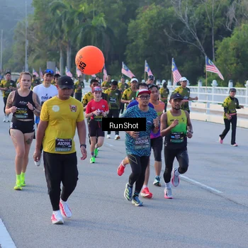 Runner Photo 7111788