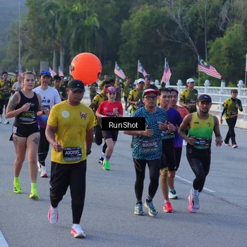 Runner Photo 7111789