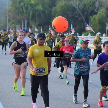 Runner Photo 7111797