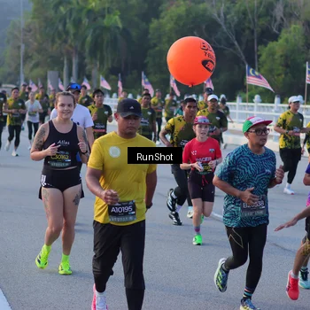 Runner Photo 7111805