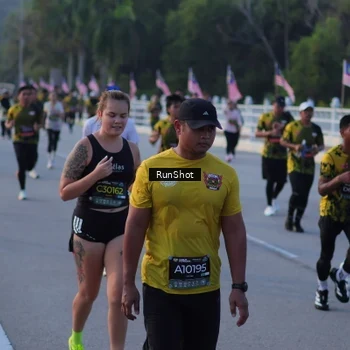 Runner Photo 7111814