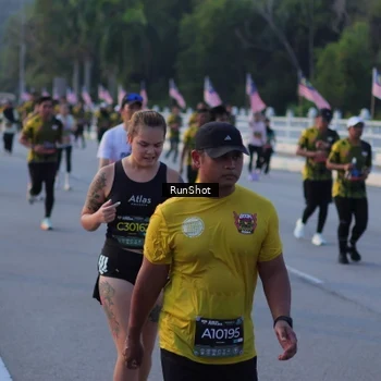 Runner Photo 7111818