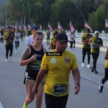 Runner Photo 7111822
