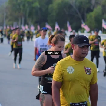 Runner Photo 7111823