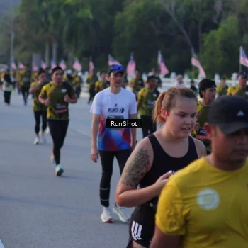 Runner Photo 7111824