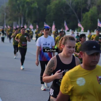 Runner Photo 7111826