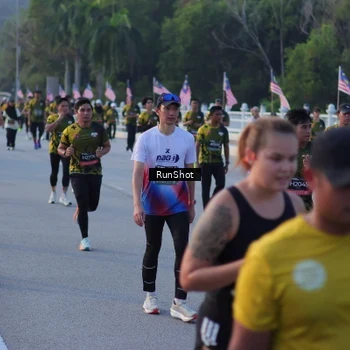 Runner Photo 7111827