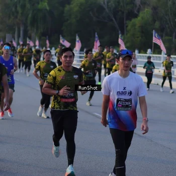 Runner Photo 7111832