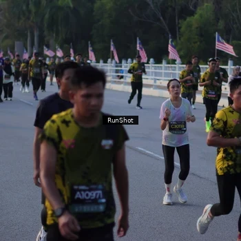 Runner Photo 7111833