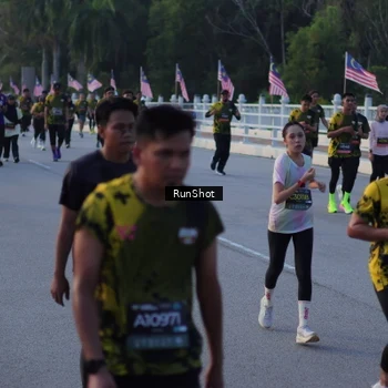 Runner Photo 7111836