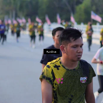 Runner Photo 7111840