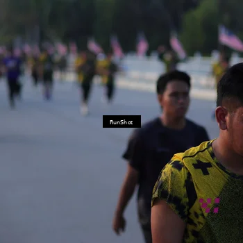 Runner Photo 7111843
